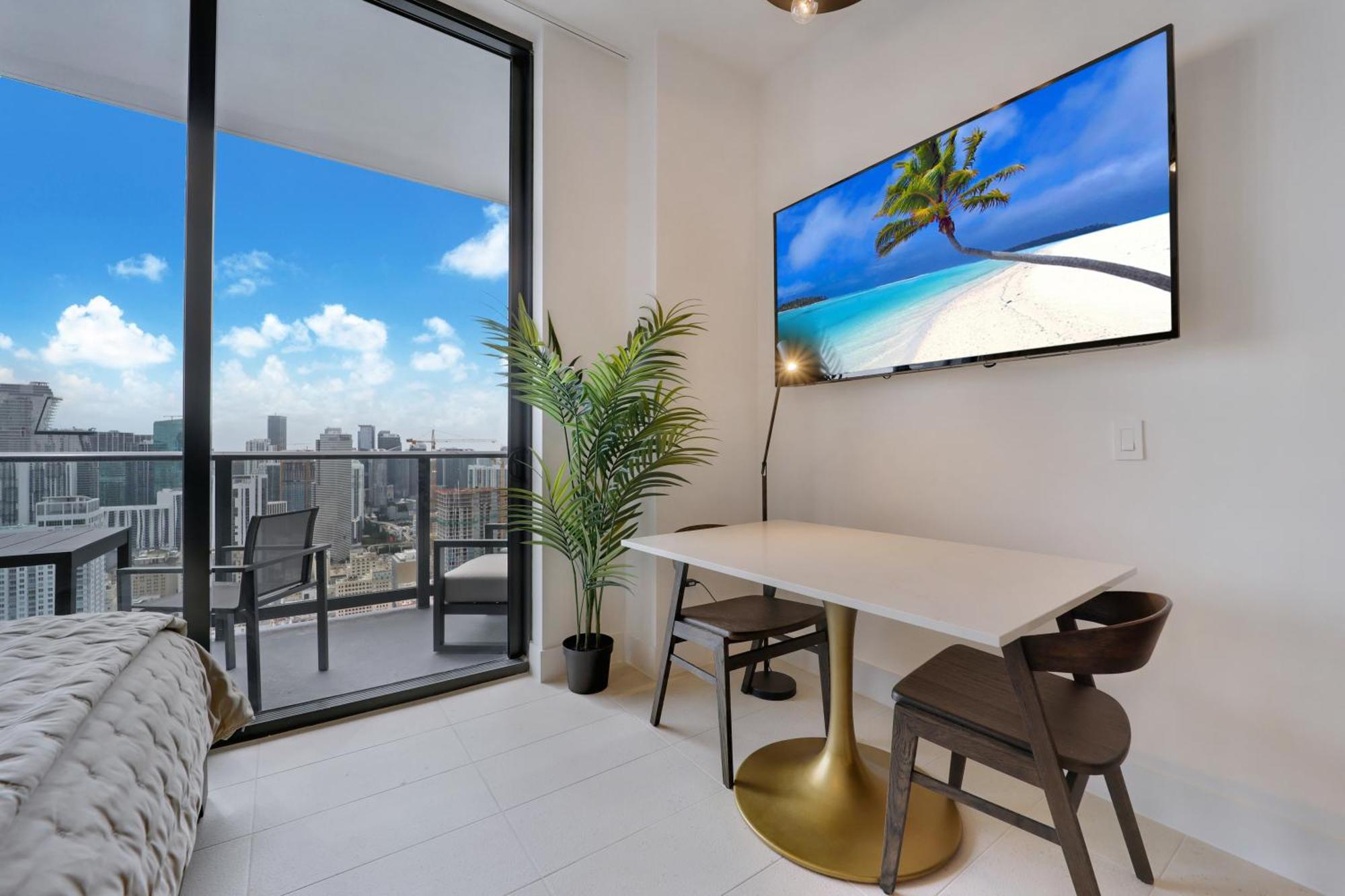Natiivo By Ionica Residences Miami Room photo